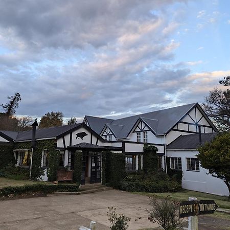 The Historic Hogsback Inn Экстерьер фото